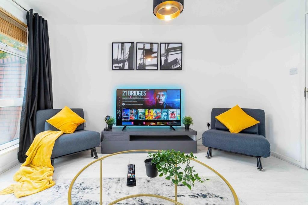 ✪Central✪6Bed✪ Parking✪Pool Table✪Private Patio ✪ Μπέρμιγχαμ Εξωτερικό φωτογραφία